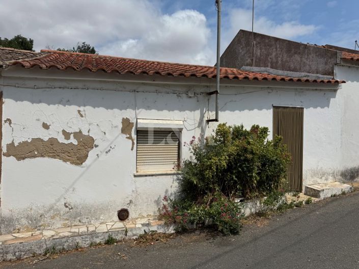 Image No.1-Maison de 2 chambres à vendre à Lagos