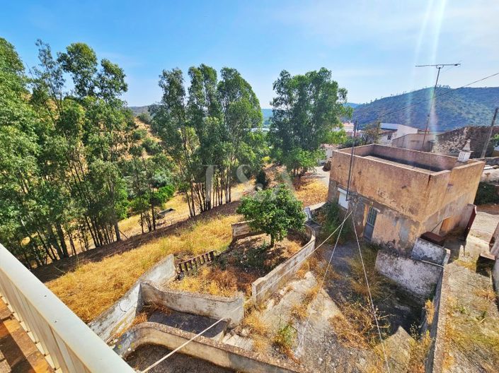 Image No.1-3 Bed House for sale