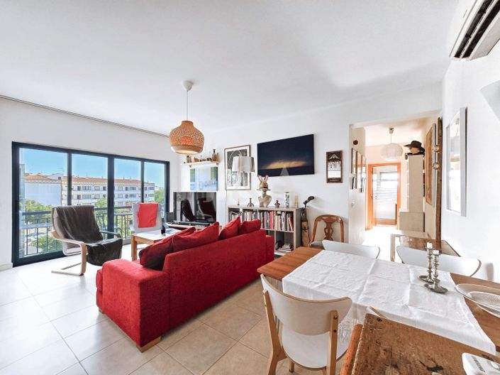 Image No.1-2 Bed Apartment for sale