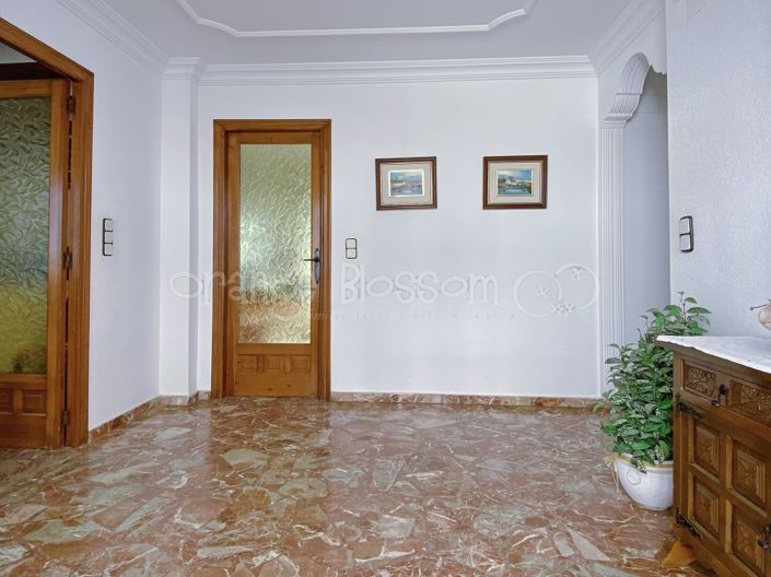 Image No.23-9 Bed Chalet for sale