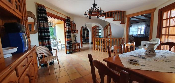 Image No.11-5 Bed Chalet for sale