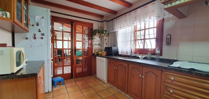 Image No.18-5 Bed Chalet for sale