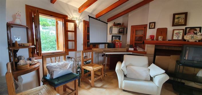 Image No.26-5 Bed Chalet for sale