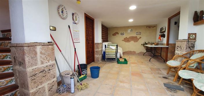 Image No.41-5 Bed Chalet for sale