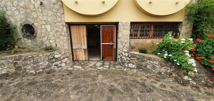 Image No.46-5 Bed Chalet for sale