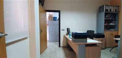 property129060760