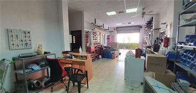 property129060800
