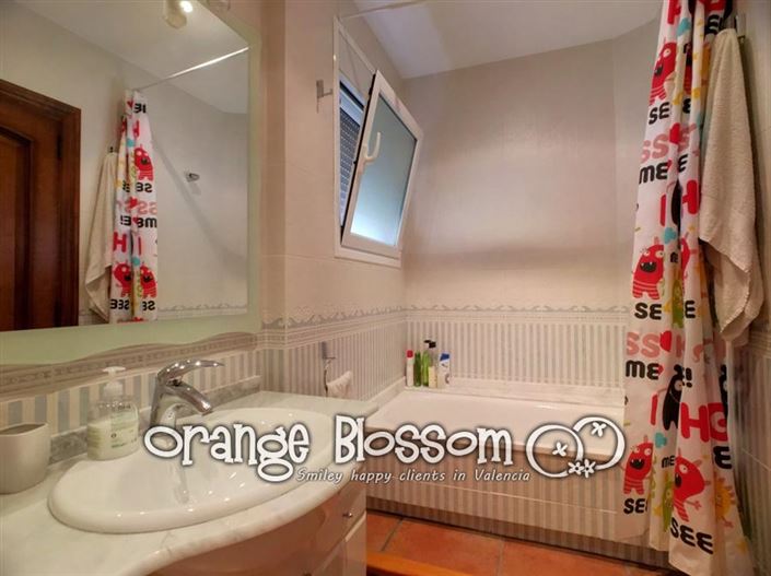 Image No.16-Villa de 5 chambres à vendre à Ador