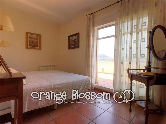 Image No.5-Villa de 5 chambres à vendre à Ador