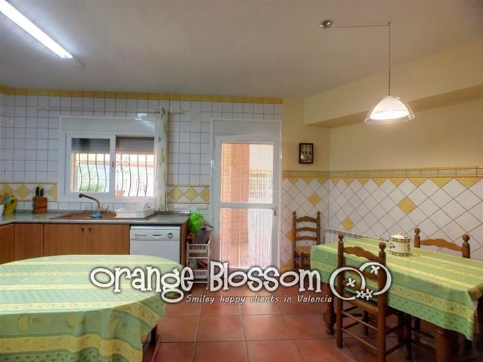 Image No.25-Villa de 5 chambres à vendre à Ador