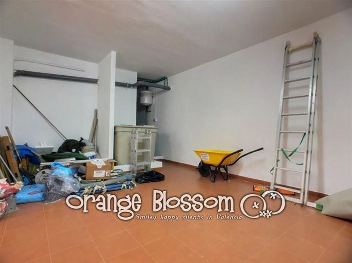 Image No.38-Villa de 5 chambres à vendre à Ador