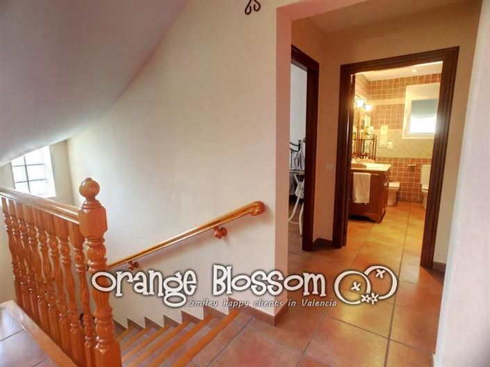 Image No.42-Villa de 5 chambres à vendre à Ador