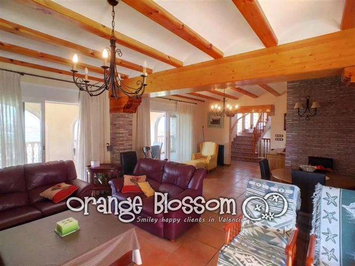 Image No.47-Villa de 5 chambres à vendre à Ador