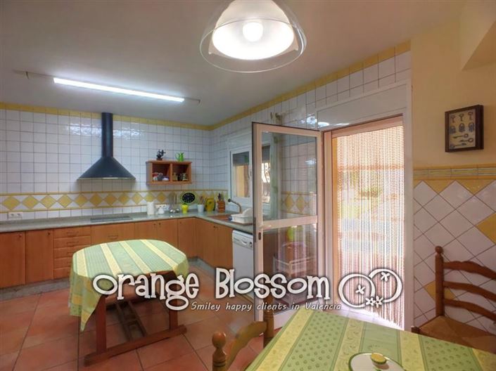 Image No.10-Villa de 5 chambres à vendre à Ador