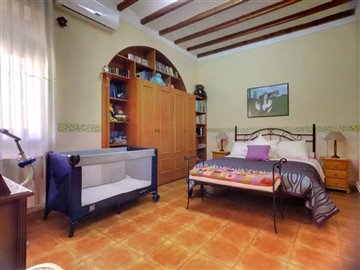 property137293588