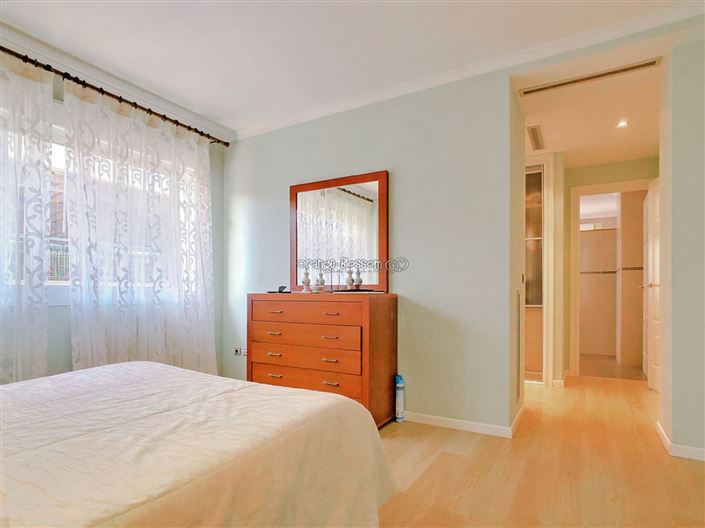 Image No.37-7 Bed Villa for sale