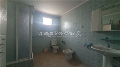 property140972263