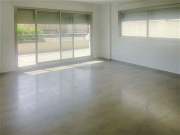 property143174821