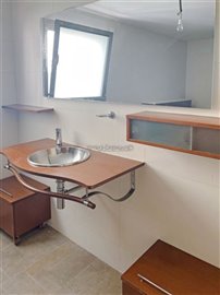 property143174860