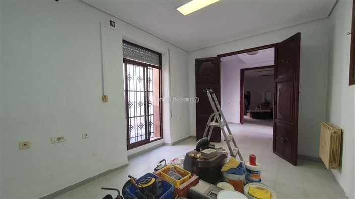 Image No.13-14 Bed Townhouse for sale