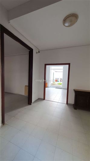 Image No.16-14 Bed Townhouse for sale