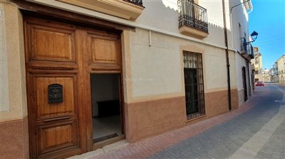 property148361595