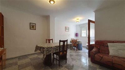 property145115682