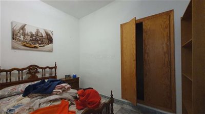 property145115412