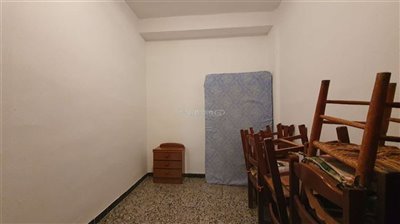 property145115358