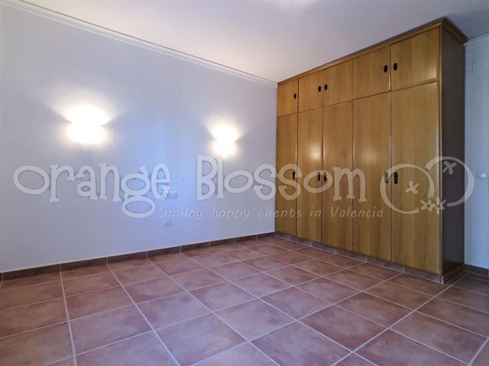 Image No.46-5 Bed Villa for sale