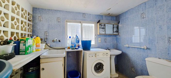 Image No.38-4 Bed Townhouse for sale