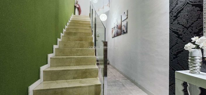 Image No.10-4 Bed Property for sale