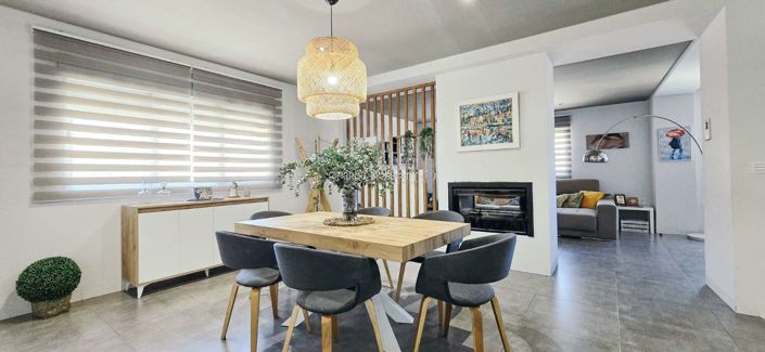 Image No.14-4 Bed Property for sale