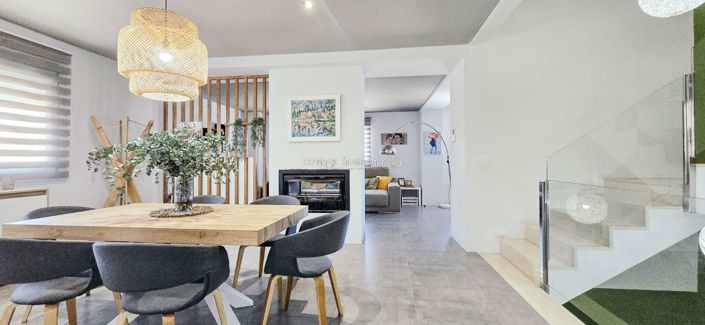 Image No.16-4 Bed Property for sale