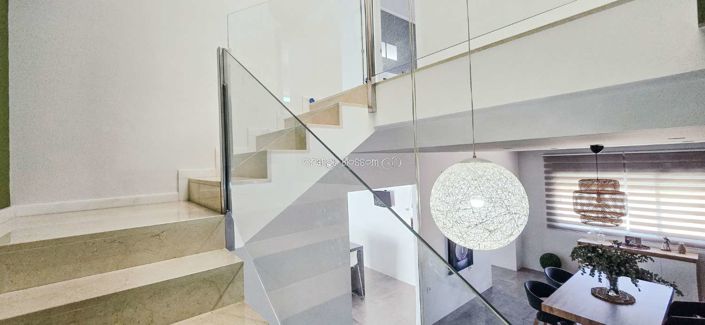 Image No.41-4 Bed Property for sale