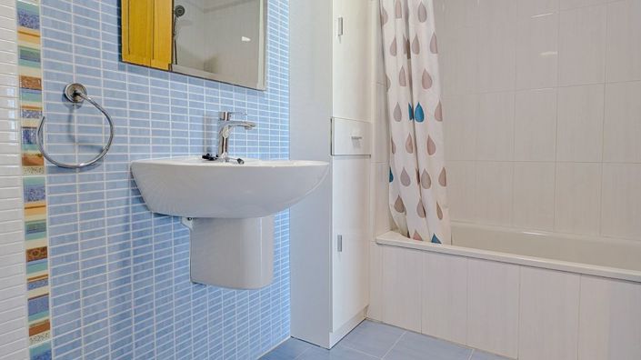 Image No.25-2 Bed Apartment for sale