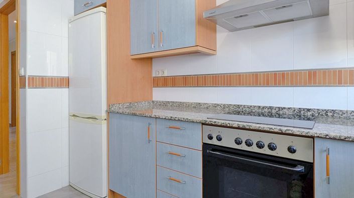 Image No.17-2 Bed Apartment for sale