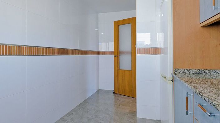 Image No.19-2 Bed Apartment for sale