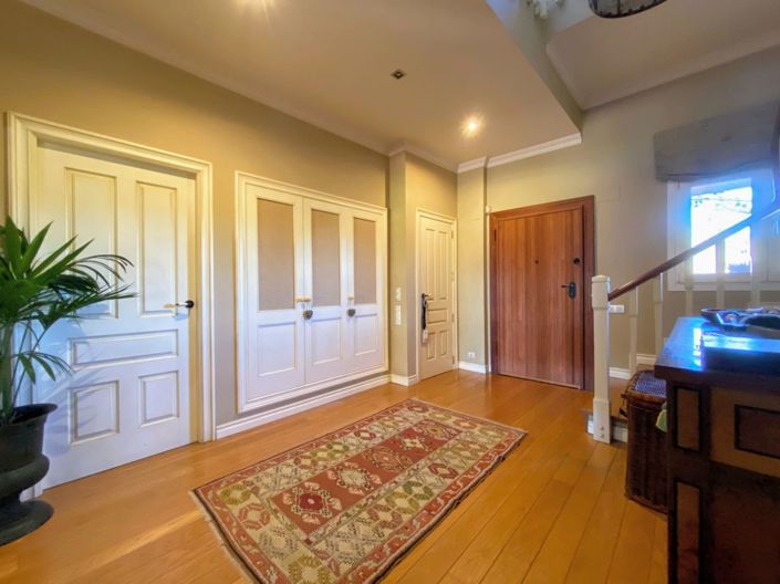 Image No.22-5 Bed Villa for sale