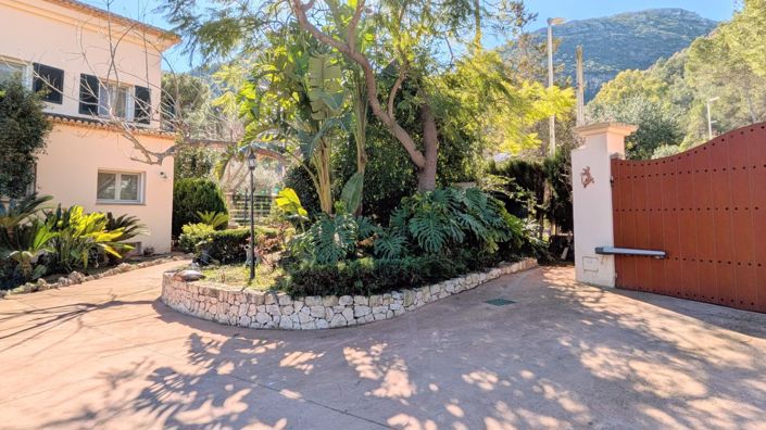 Image No.9-5 Bed Villa for sale