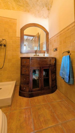 Image No.31-Property for sale