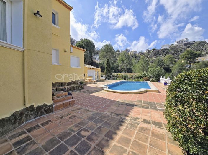 Image No.3-Villa de 3 chambres à vendre à Ador