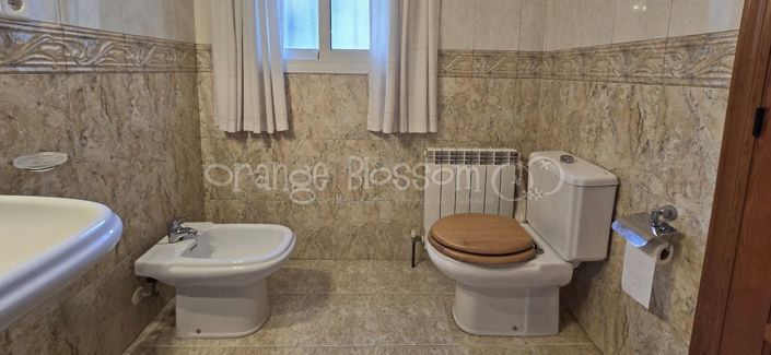 Image No.34-Villa de 3 chambres à vendre à Ador