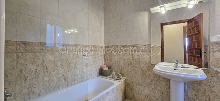 Image No.35-Villa de 3 chambres à vendre à Ador