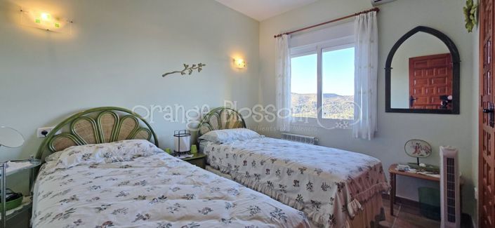 Image No.39-Villa de 3 chambres à vendre à Ador