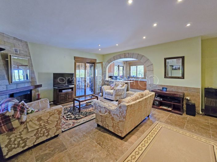 Image No.21-3 Bed Villa for sale