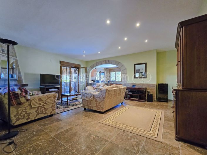 Image No.29-3 Bed Villa for sale