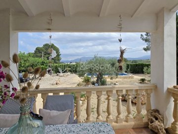 property235190812