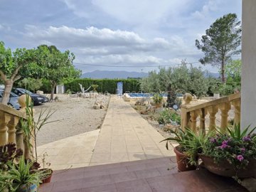 property235190179