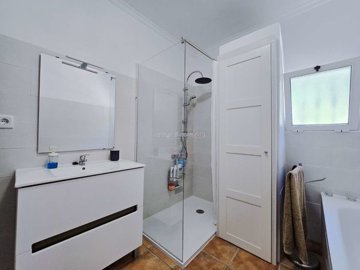 property235713620